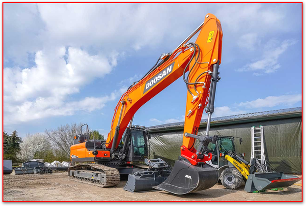 Bagger DOOSAN DX 255 LC